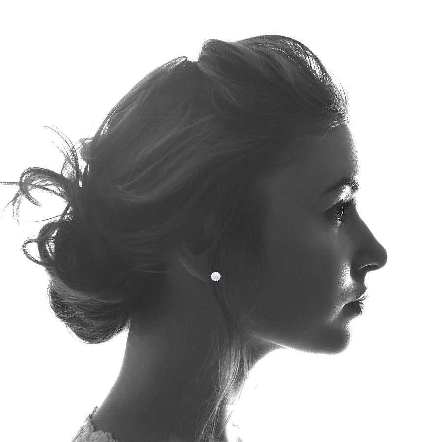 pearl studs earrings shadow
