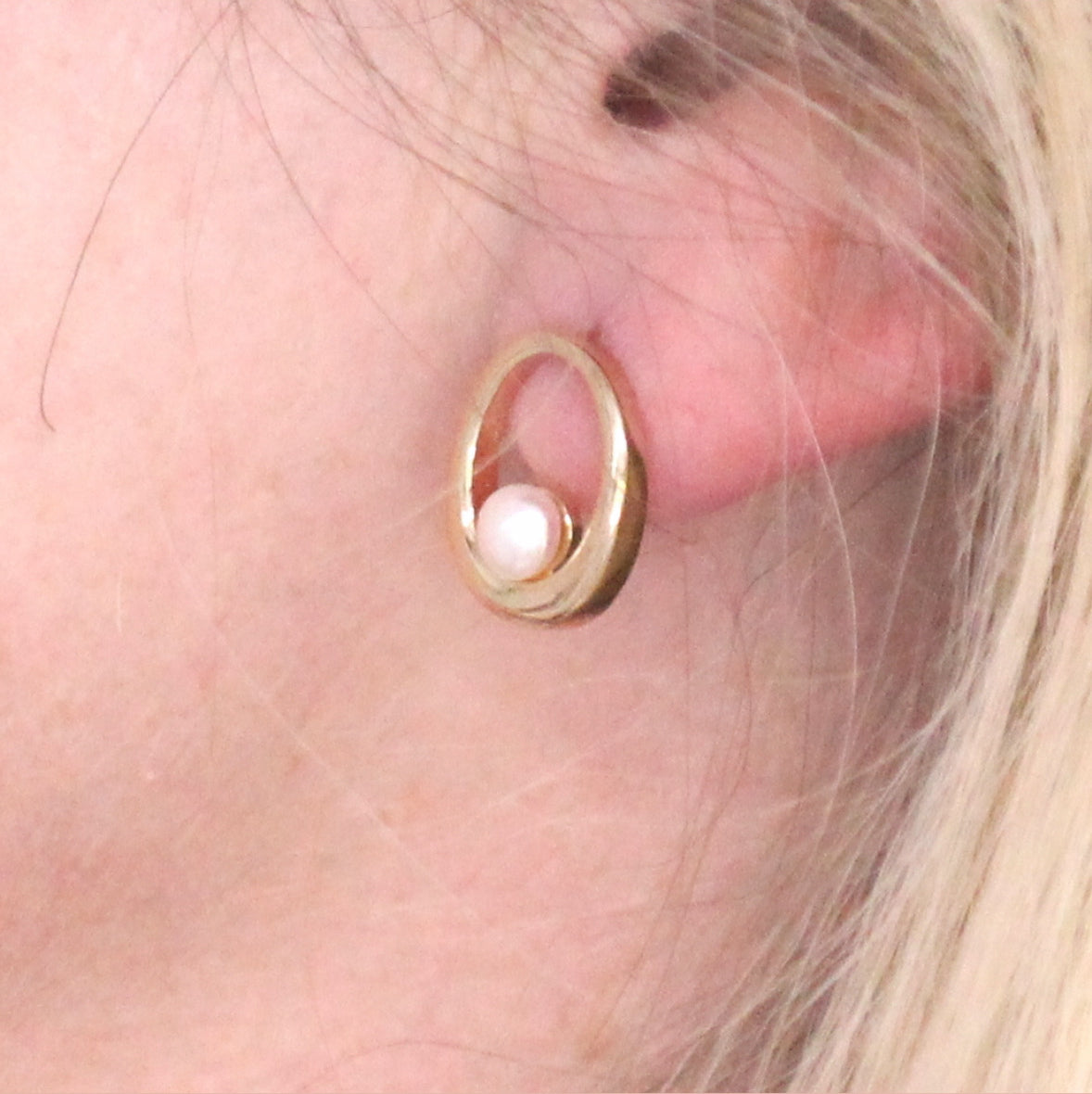 White Jewellery