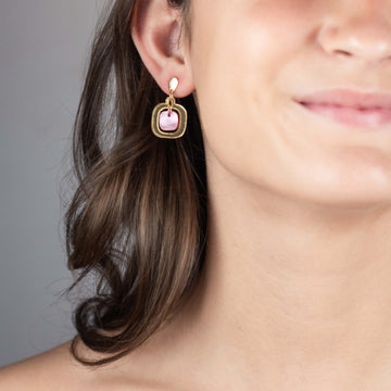 Marbled Pavé Small Earrings – Pink & Gold